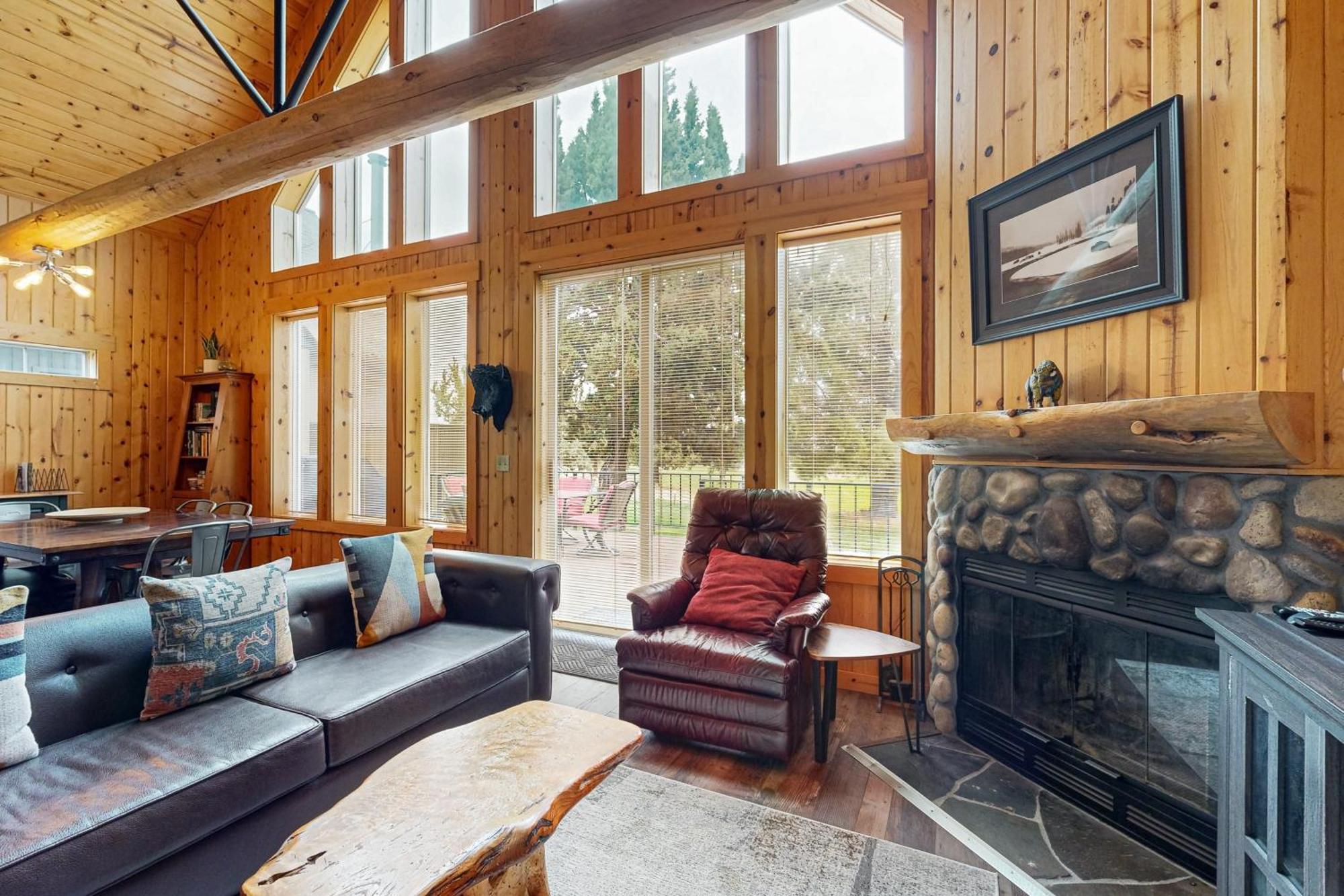 Вилла Eagle Crest Elegance Редмонд Экстерьер фото